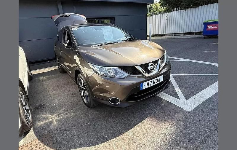Other Used 2016 Nissan Qashqai N-Connecta SUV | £9,299 (Expensive) - Image 1/2
