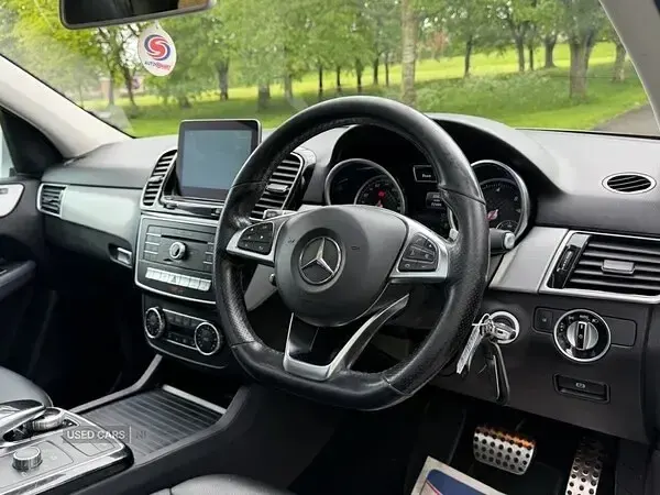 Used Mercedes GLE250 AMG Line Premium 204 HP (150 kW) 2016 Silver SUV
