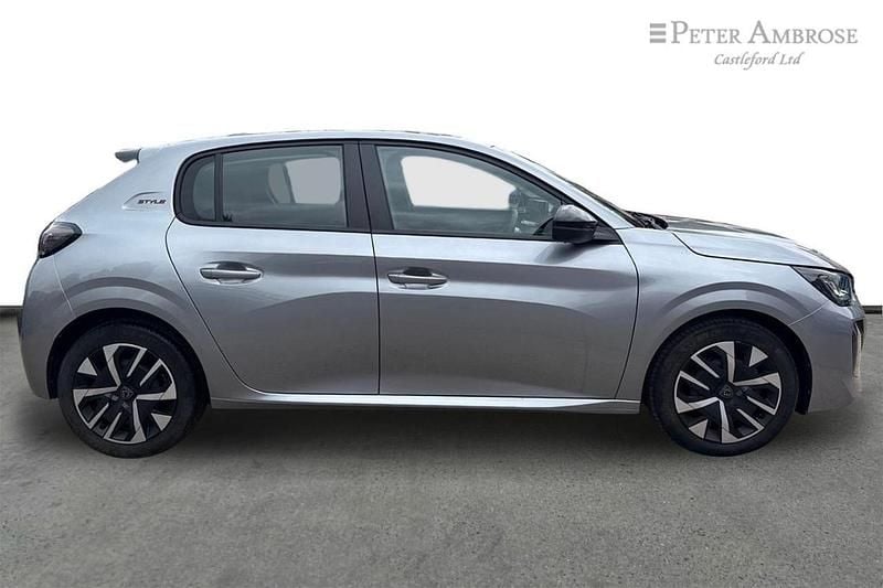 Used Peugeot 208 Style 99 HP (72 kW) 2025 Grey Hatchback