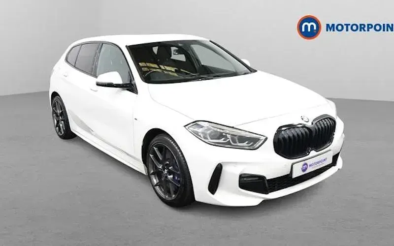 Second-hand BMW 118 M Sport 136 CP (100 kW) 2024 Hatchback