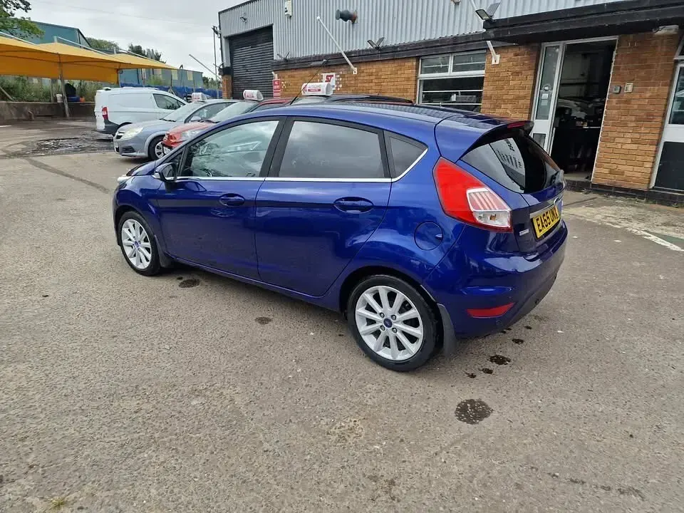 Used Ford Fiesta Titanium 2015 Blue Hatchback