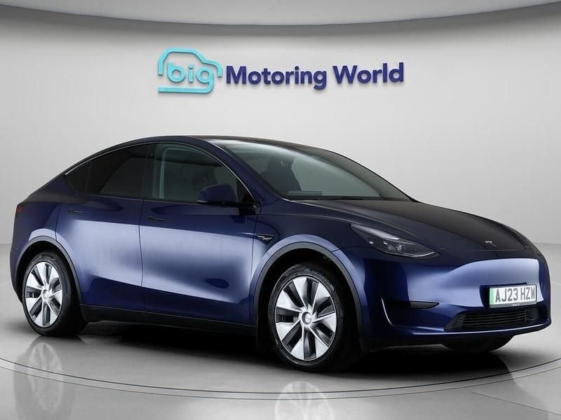 Blue Used 2023 Tesla Model Y RWD SUV | £24,500 (Fair price) - Image 1/4
