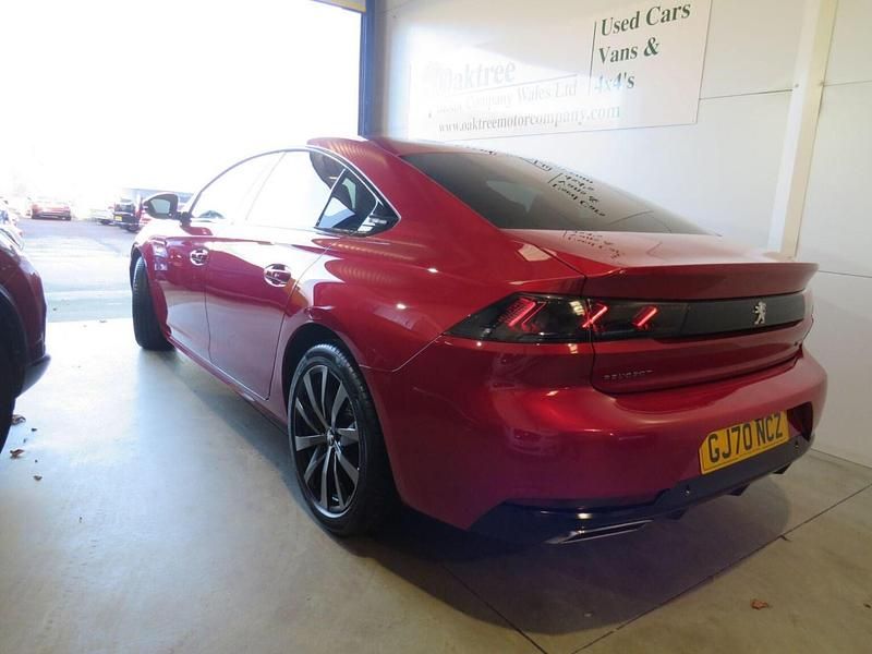 Used Peugeot 508 GT-line 131 HP (96 kW) 2020 Red Hatchback