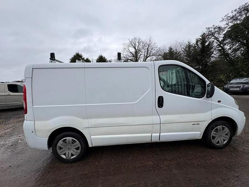 Used Renault Trafic 2007 White MPV