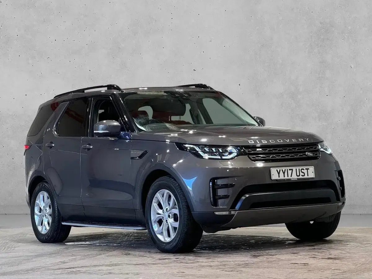 Used Land Rover Discovery 5 SE 240 HP (176 kW) 2017 Grey SUV