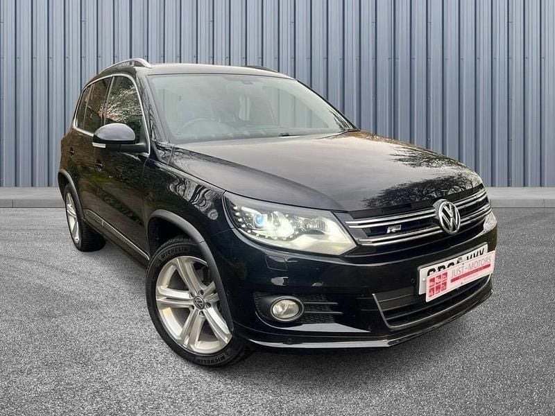 Black Used 2015 VW Tiguan R-line SUV | £8,850 (Fair price) - Image 1/4