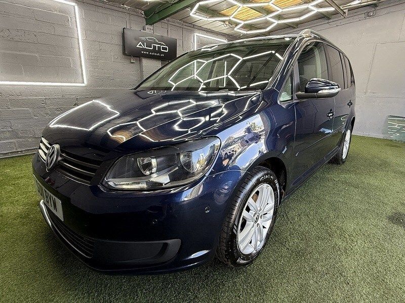 Blue Used 2011 VW Touran SE MPV | £3,895 (Fair price) - Image 1/4