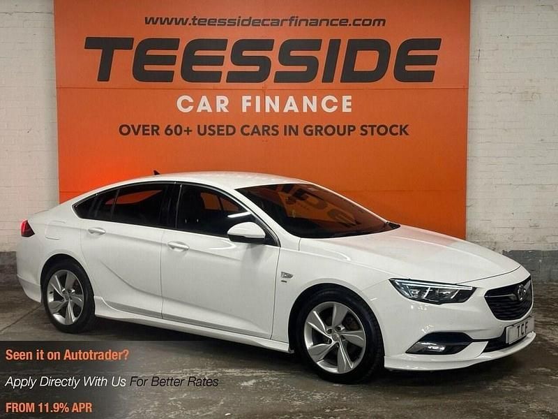 Used Vauxhall Insignia SRi 2019 White Hatchback