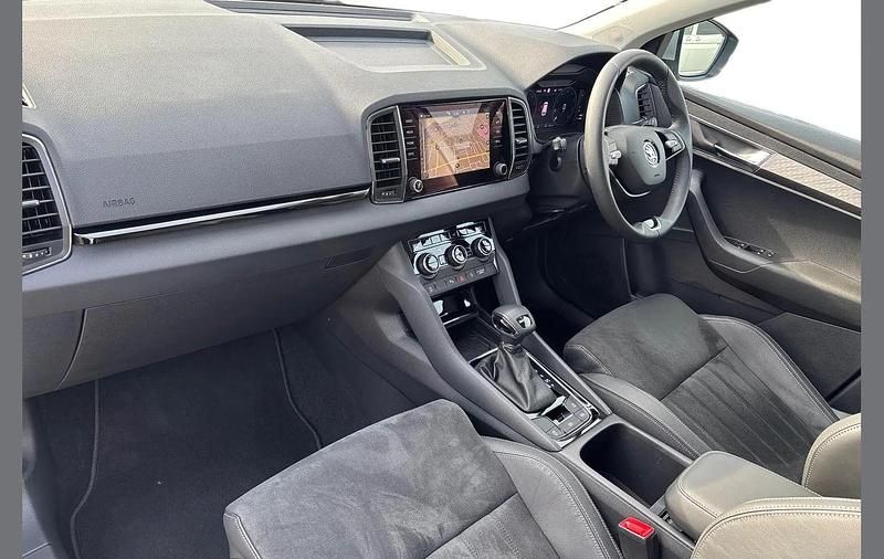 Used Skoda Karoq SE L 150 HP (110 kW) 2024 Brilliant silver metallic SUV