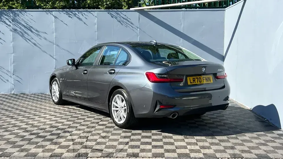 Used BMW 330 Sport Line 288 HP (211 kW) 2020 Grey
