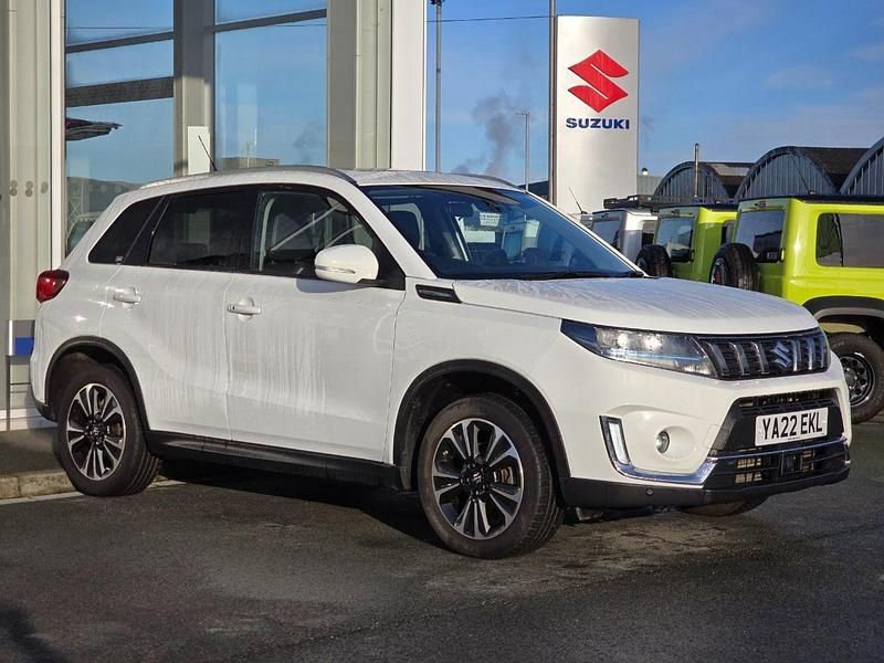 Used Suzuki Vitara SZ5 129 HP (94 kW) 2022 White Hatchback