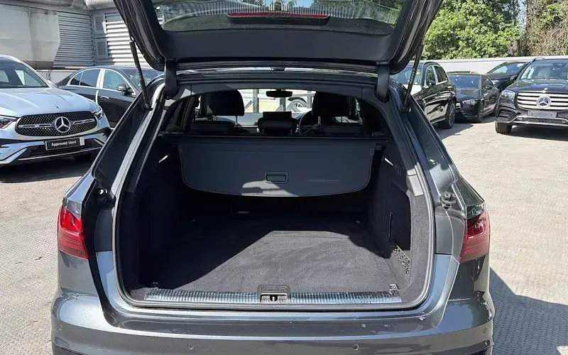 Used Audi A4 Black Edition 150 HP (110 kW) 2025 Sedan