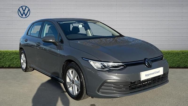 Second-hand VW Golf VIII Life 150 CP (110 kW) 2023 Hatchback