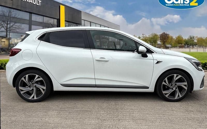 Used Renault Clio V RS Line 90 HP (66 kW) 2023 Hatchback