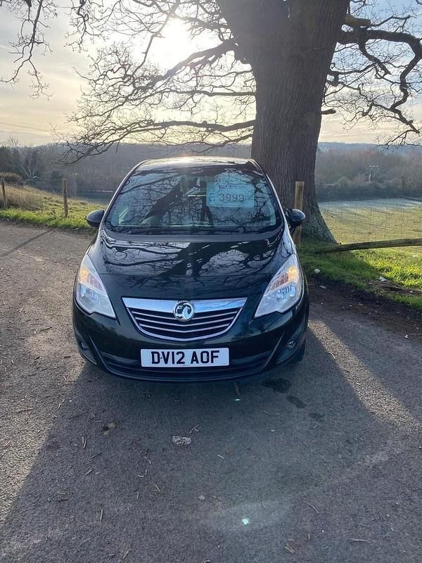Used Vauxhall Meriva 130 HP (95 kW) 2012 Black MPV