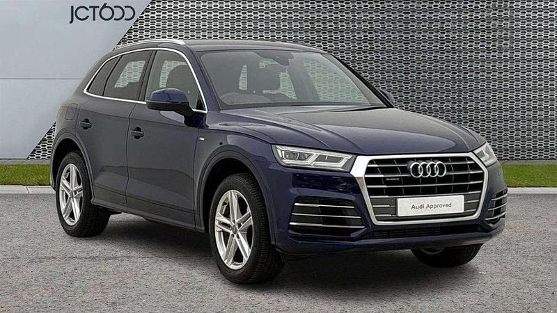 Blue Used 2018 Audi Q5 S-Line SUV | £19,990 (Fair price) - Image 1/4