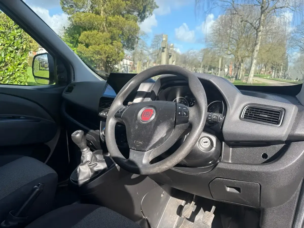 Used Fiat Doblò 2017 White MPV