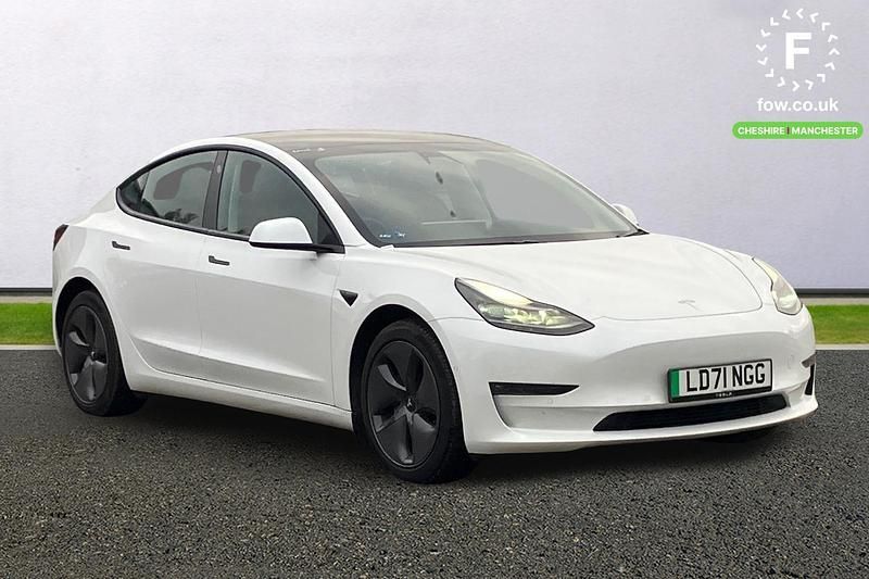 White Used 2021 Tesla Model 3 Long Range AWD Sedan | £18,199 (Fair price) - Image 1/4