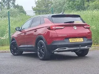 Used Vauxhall Grandland X SRi 2019 Red SUV