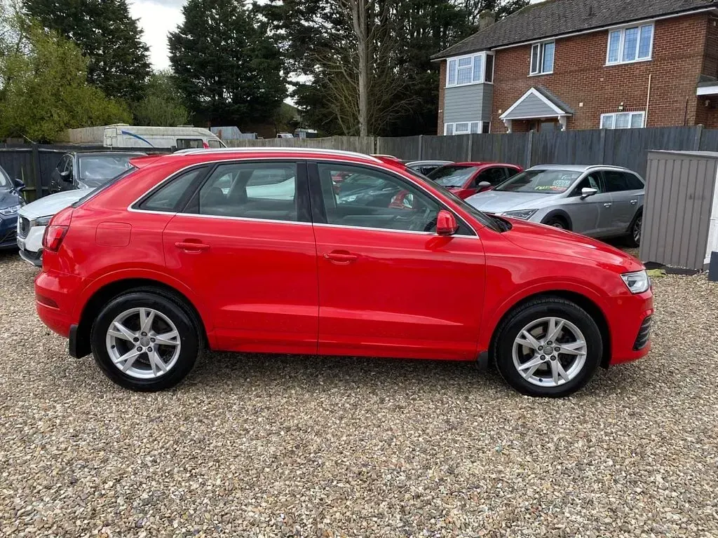 Used Audi Q3 Sport 150 HP (110 kW) 2017 Red SUV