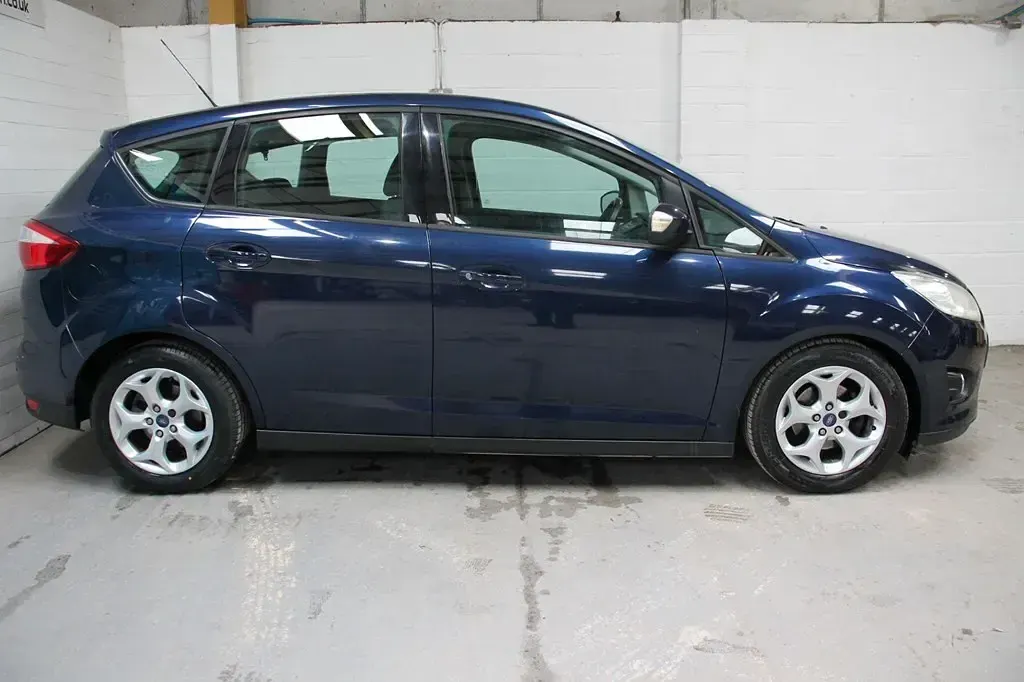 Used Ford C-MAX Zetec 2011 Blue MPV