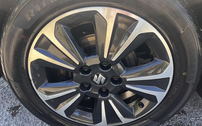 Used Suzuki Vitara SZ5 140 HP (102 kW) 2019 Yellow SUV