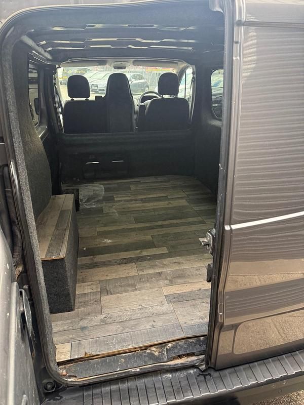 Used Renault Trafic Business 2015 Grey MPV