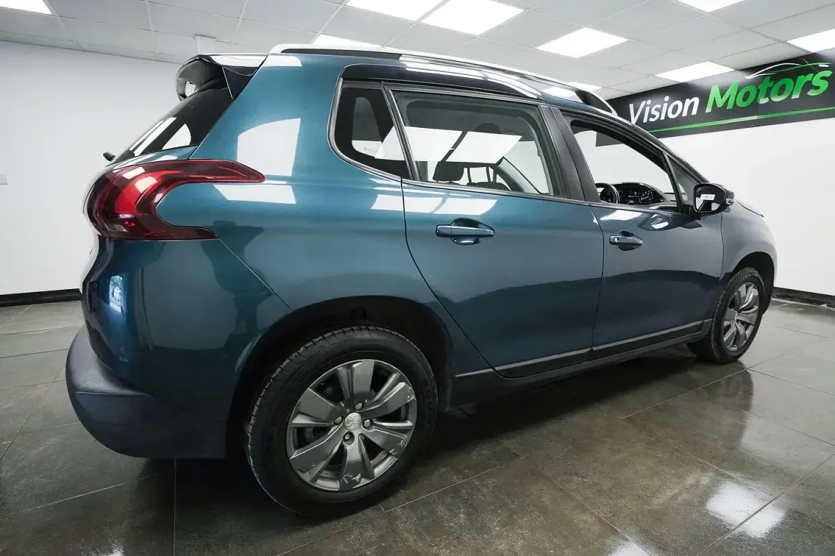 Używany Peugeot 2008 Active 2018 Zielony SUV
