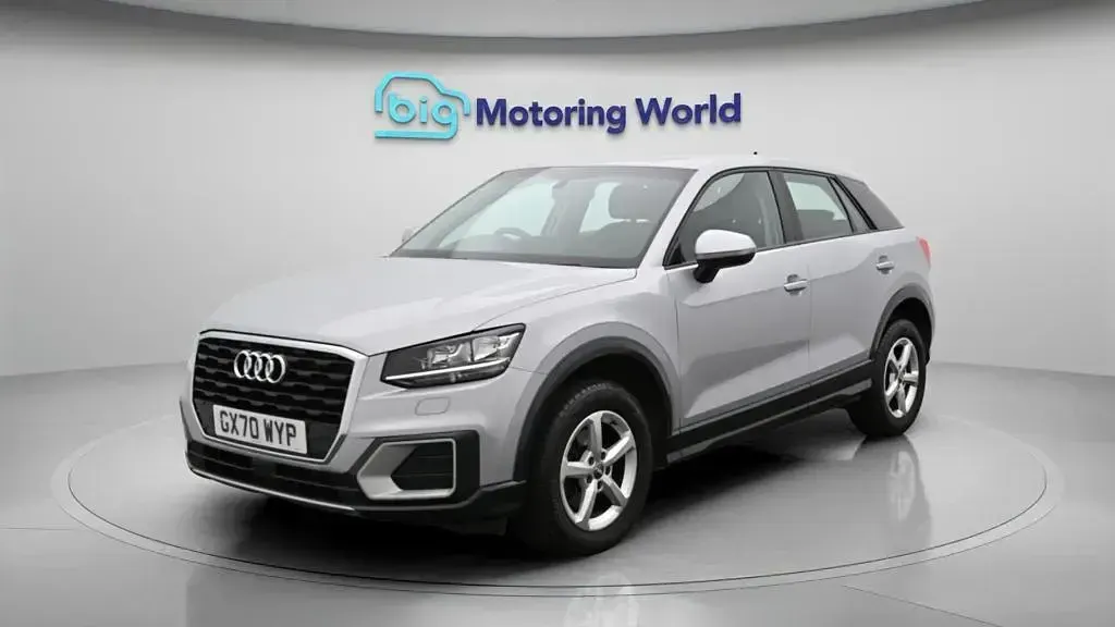 Used Audi Q2 150 HP (110 kW) 2020 Silver SUV