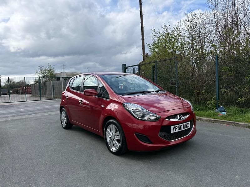 Used Hyundai ix20 Active 90 HP (66 kW) 2011 Red Hatchback