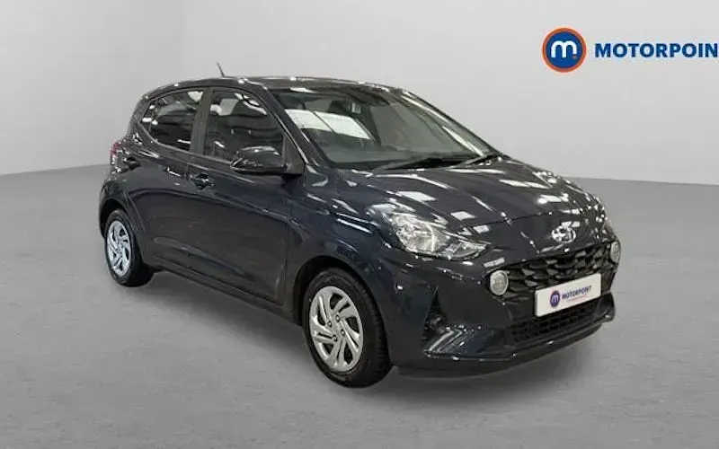 Used Hyundai i10 SE 67 HP (49 kW) 2023 Hatchback