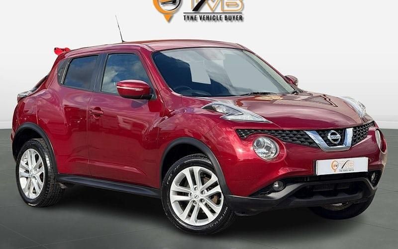 Red Used 2015 Nissan Juke Acenta Premium SUV | £4,795 (Fair price) - Image 1/4