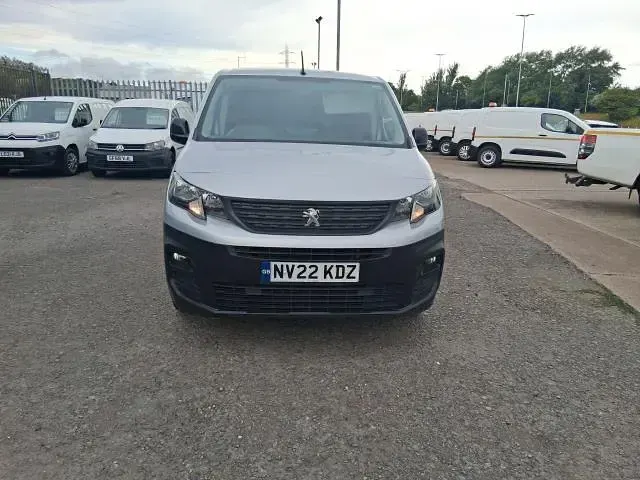 Used Peugeot Partner Premium 2022 Silver MPV