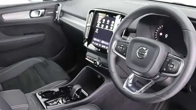 Usado Volvo XC40 Ultimate 197 CV (144 kW) 2023 SUV