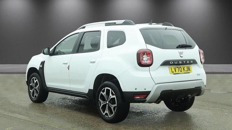 Used Dacia Duster Prestige 100 HP (73 kW) 2020 White SUV