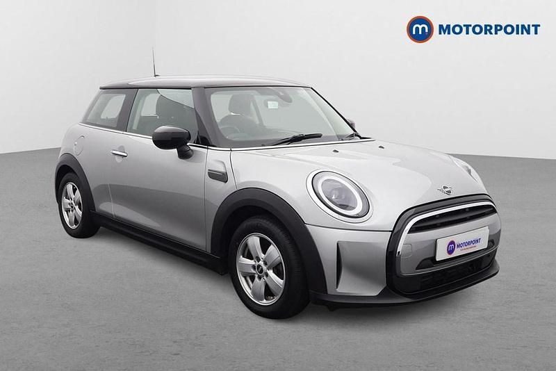 Used Mini Cooper Classic 136 HP (100 kW) 2022 Silver Hatchback