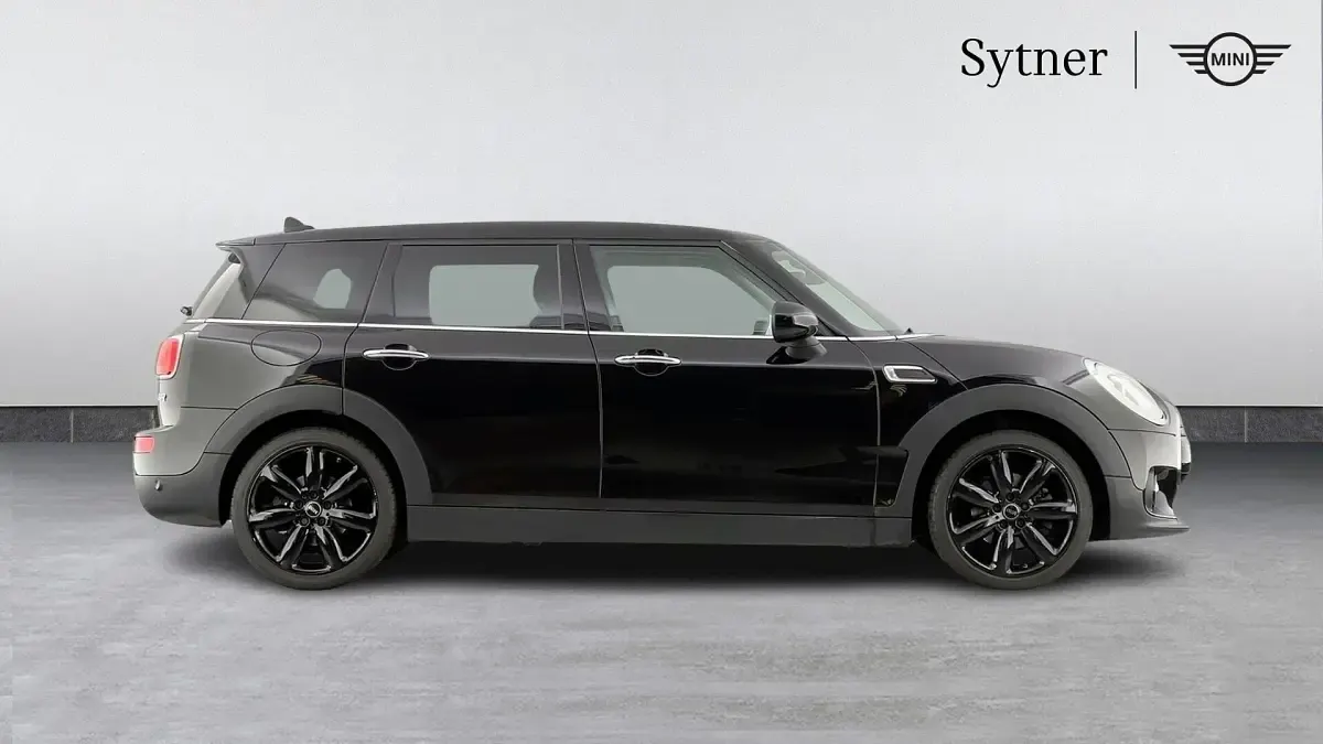 Gebraucht Mini Cooper Clubman 134 PS (98 kW) 2018 Schwarz Kombi