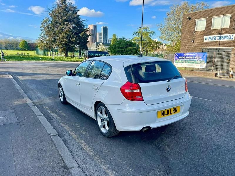 Used BMW 116 2011 White Hatchback