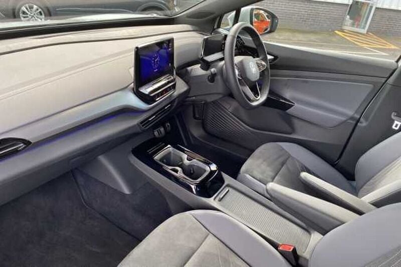 Image 2/4