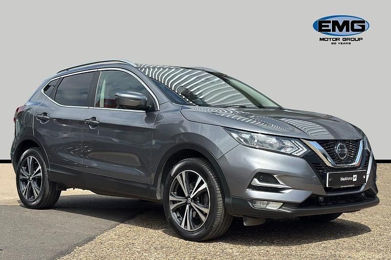 Grey Used 2021 Nissan Qashqai N-Connecta SUV | £16,350 (Good price) - Image 1/2