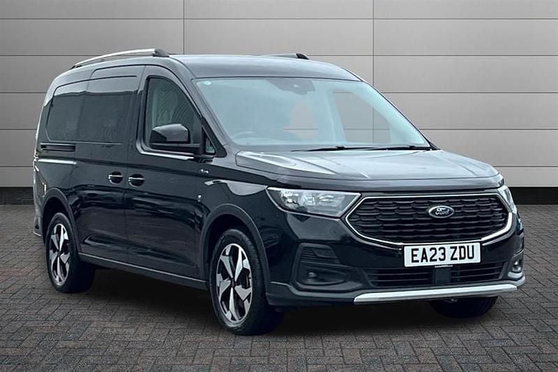 Black Used 2023 Ford Tourneo Active Estate | £25,245 (Fair price) - Image 1/2