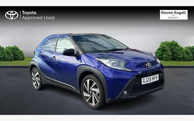 Used 2025 Toyota Aygo Hatchback | £18,587 (A bit pricey) - Image 1/4