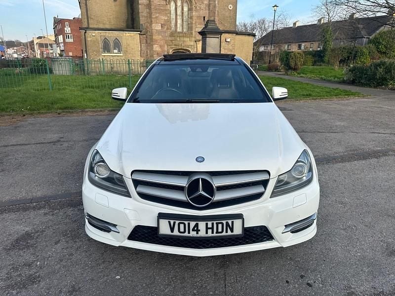 Used Mercedes C220 Sport Edition 170 HP (125 kW) 2014 White Coupe