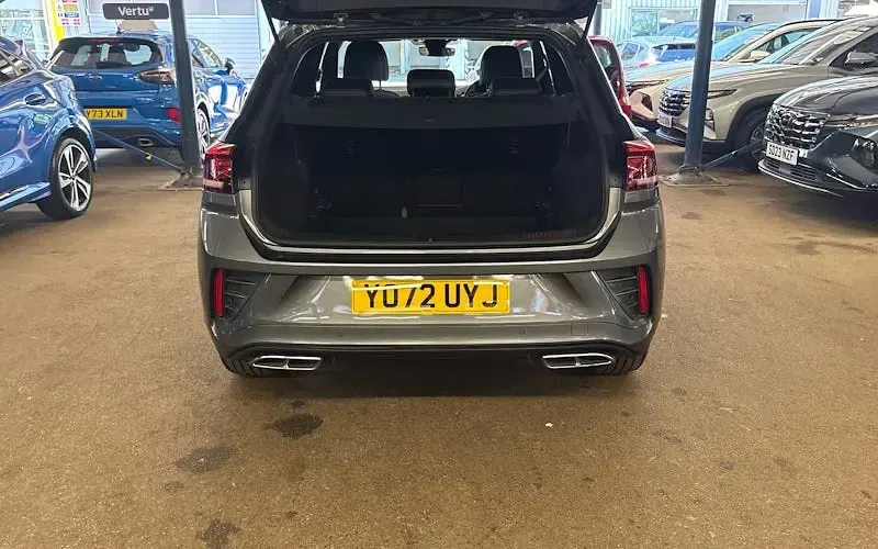 Used VW T-Roc R-line 150 HP (110 kW) 2025 SUV