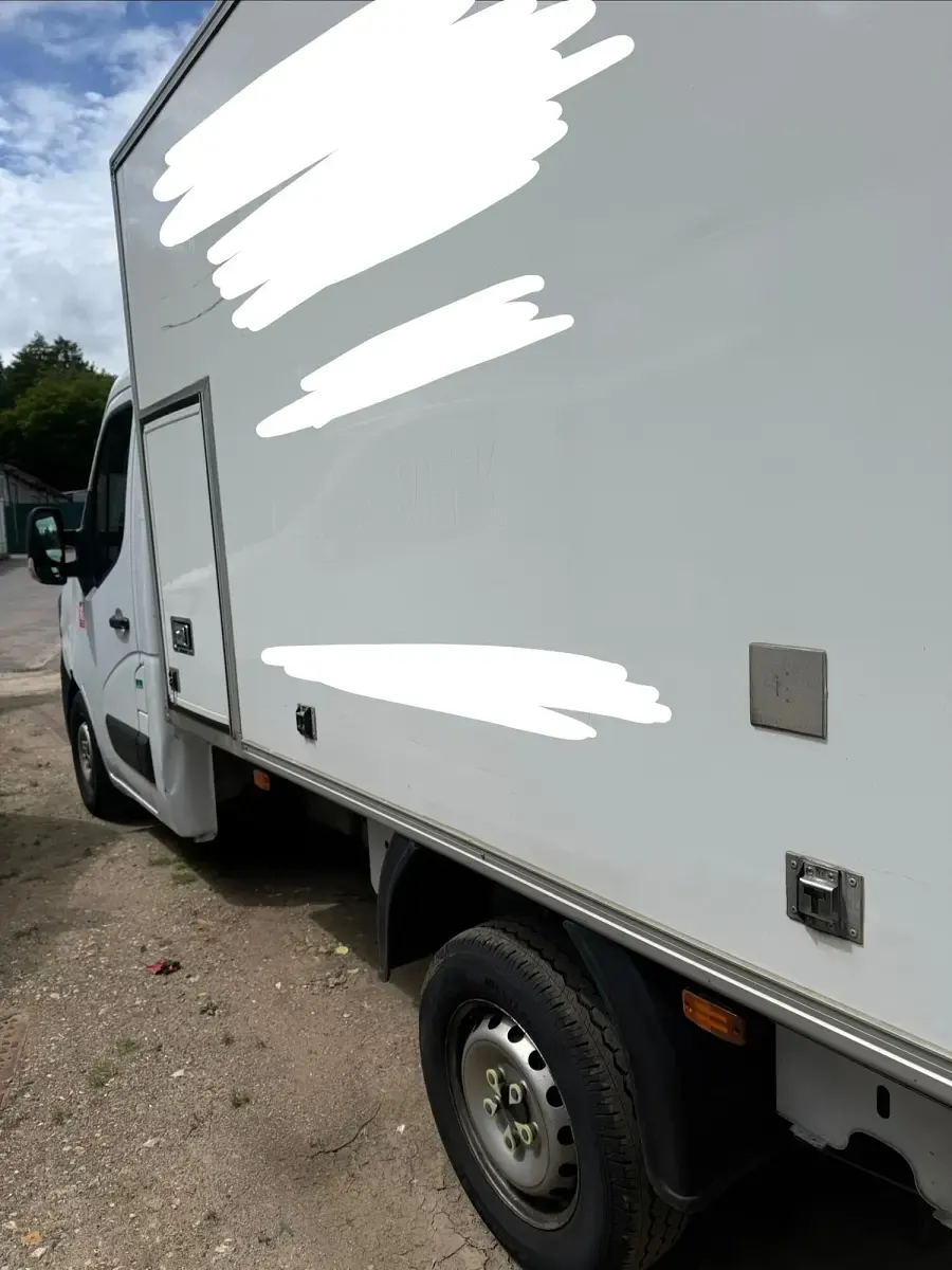 Used Renault Master 145 HP (106 kW) 2023 White MPV