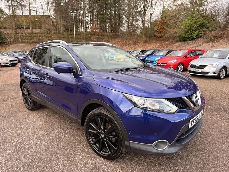 Used Nissan Qashqai Tekna 130 HP (95 kW) 2016 Blue SUV