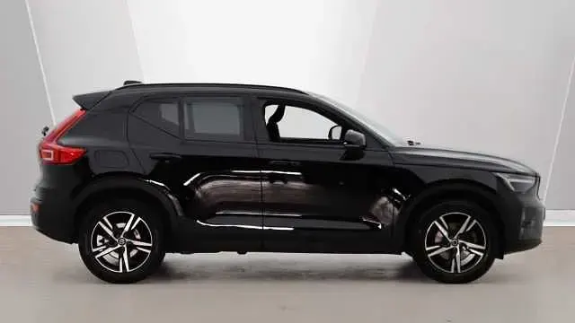 Used Volvo XC40 Plus 163 HP (119 kW) 2023 SUV