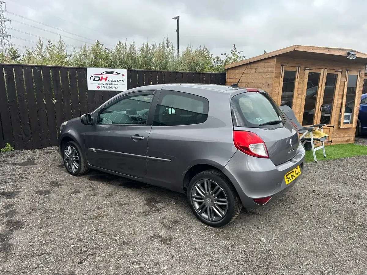 Used Renault Clio Dynamique 2012 Grey Hatchback