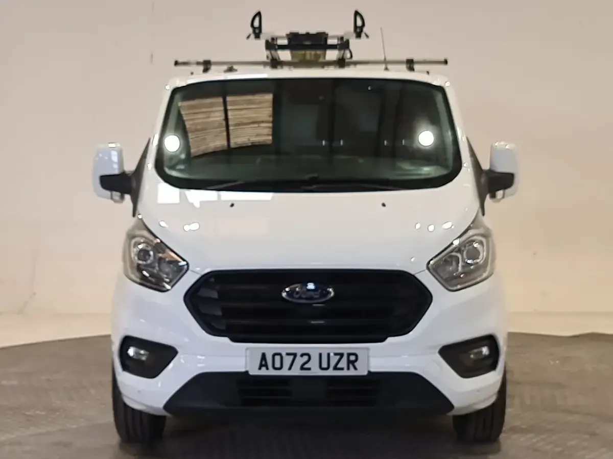 Begagnad Ford Transit Custom Trend 105 HK (77 kW) 2022 Vit Van