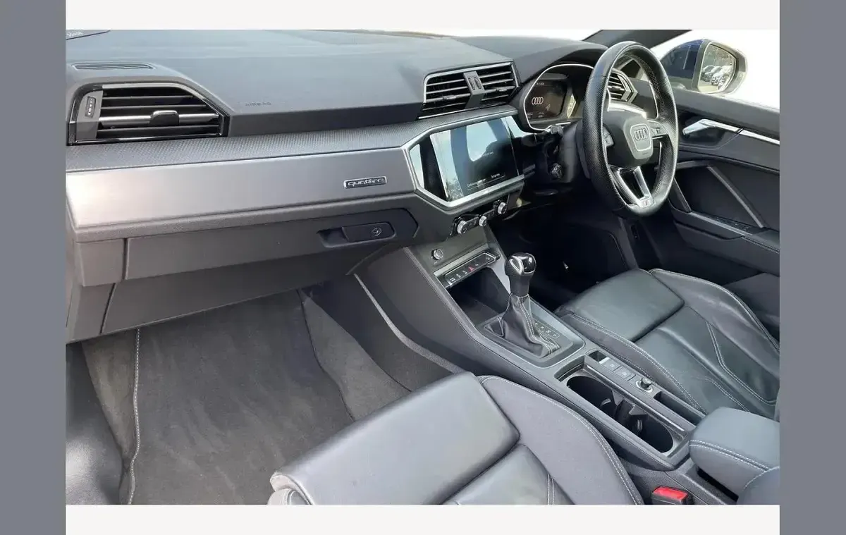 Used Audi Q3 S-Line 197 HP (144 kW) 2022 Navarra blue SUV